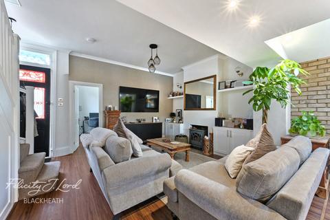 Craigerne Road, London 3 bed detached house for sale