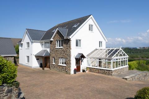 Jacksons Way, Goodwick SA64 7 bed detached house for sale