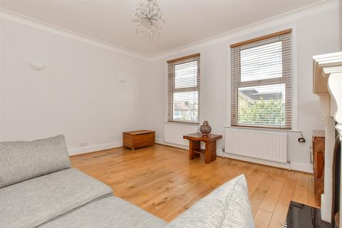 Victoria Road, Walthamstow 1 bed apartment for sale