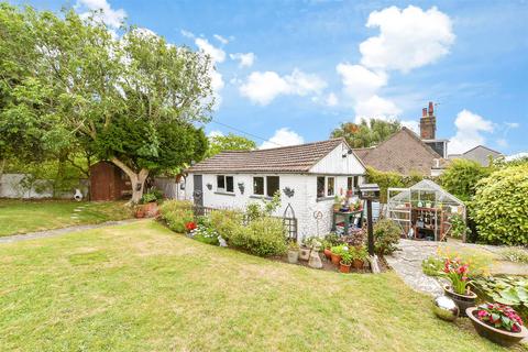 Kingsdown Hill, Deal CT14 3 bed bungalow for sale