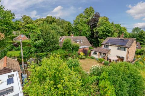 High Wycombe,  Buckinghamshire,  HP12 4 bed detached house for sale