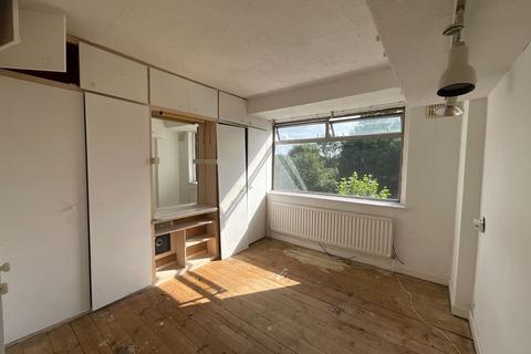 Welton Road, London 3 bed semi