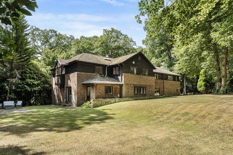 Orchard Road, Tewin, Welwyn, AL6 6 bed detached house for sale