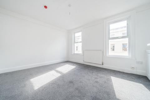 Cromwell Road, Gloucester, GL1 8 bed terraced house for sale