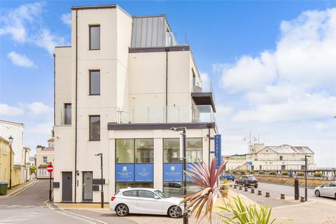West Lodge, Bognor Regis PO21 1 bed flat for sale
