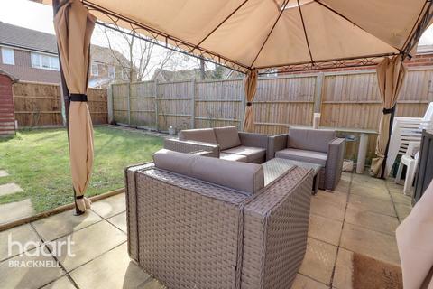 Pakenham Road, Bracknell 3 bed end of terrace house for sale