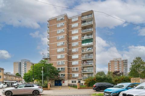 Flat 39 Colebrook House, Ellesmere... 2 bed flat for sale