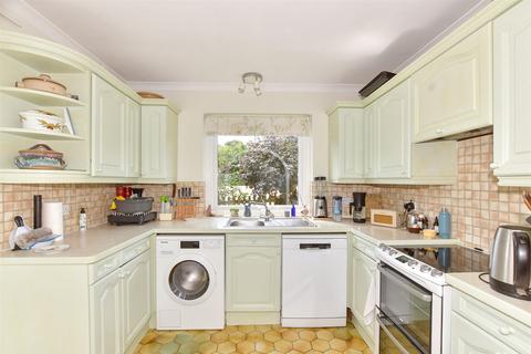 Bekesbourne Hill, Canterbury CT4 3 bed detached bungalow for sale