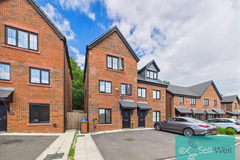 Jasper Avenue, Manchester M28 4 bed semi