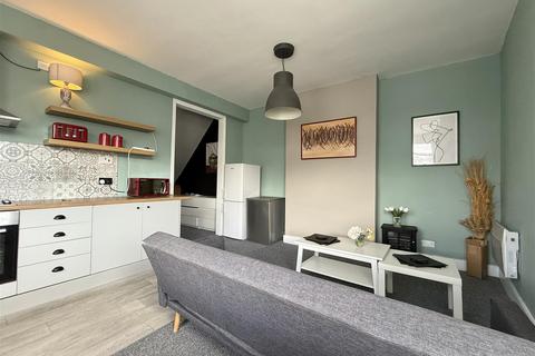 London Road, Westcliff