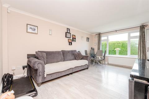 New Walk, Wrotham, Kent 2 bed end of terrace house for sale