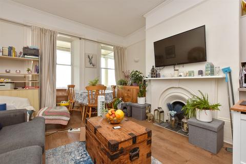 Wellington Crescent, Ramsgate, Kent 2 bed ground floor flat for sale