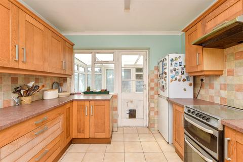 Marlborough Close, Broadstairs, Kent 2 bed semi