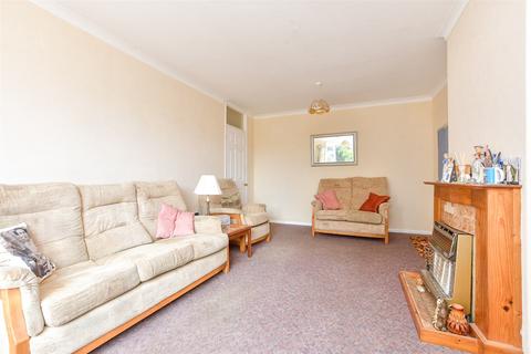 Marlborough Close, Broadstairs CT10 2 bed semi