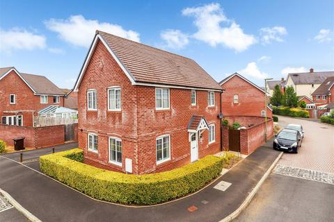 Olympic Park Road, Andover 3 bed detached house for sale