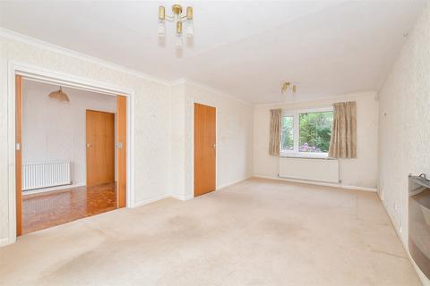 Maplehurst Road, Chichester, West Sussex 4 bed detached house for sale