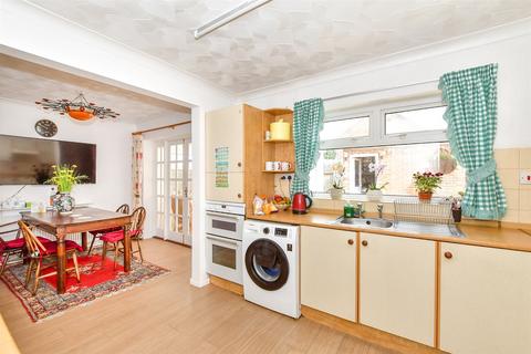 Woodstock Road, Havant, Hampshire 3 bed semi