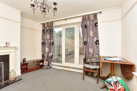 Kent Avenue, Sittingbourne, Kent 1 bed ground floor flat for sale