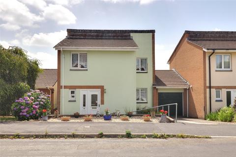 Burwood Road, Torrington, Devon, EX38 3 bed link detached house for sale