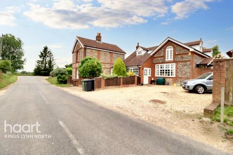 East Rudham PE31 6 bed detached house for sale