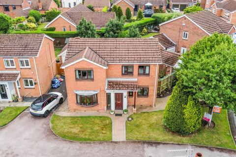 Laxton Garth, Hull HU10 4 bed detached house for sale