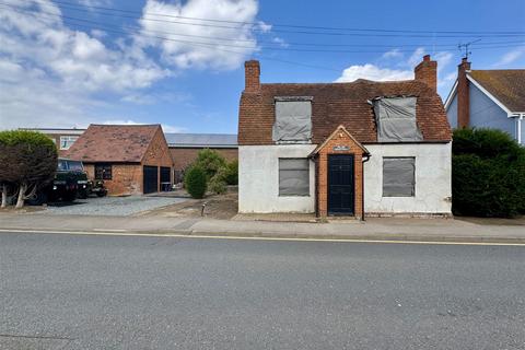 Hall Road, Southminster 3 bed detached house for sale