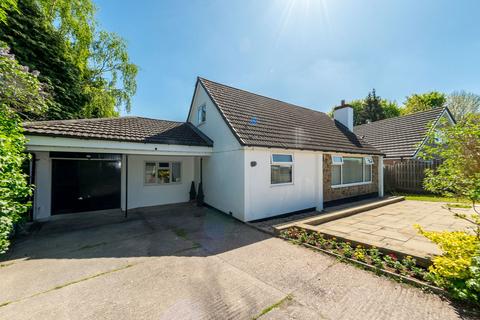 Woodside, Denby Dale, HD8 4 bed detached bungalow for sale