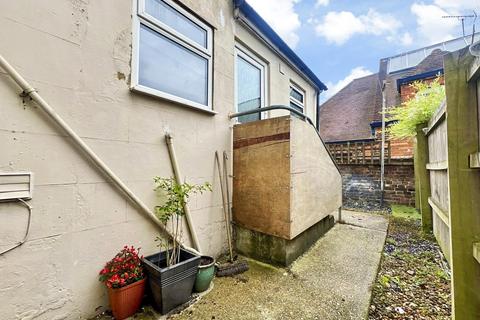 Mead Road, Folkestone, Kent 3 bed terraced house for sale
