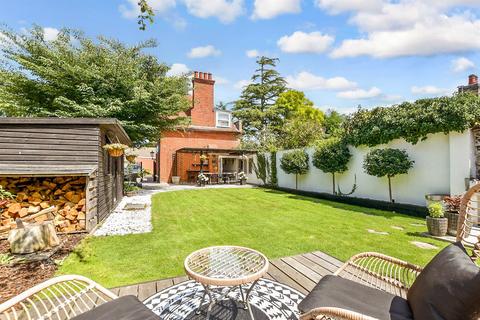 Reading Street, Broadstairs CT10 3 bed detached house for sale