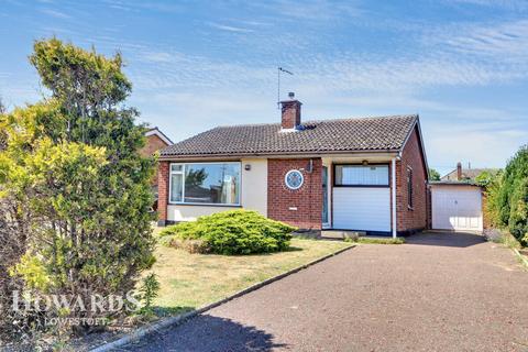 Breydon Way, Oulton Broad 3 bed detached bungalow for sale
