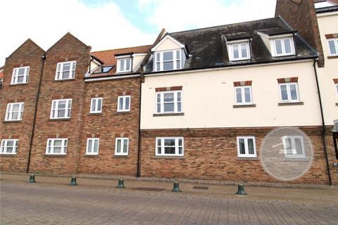 South Quay, King's Lynn, Norfolk... 2 bed flat for sale