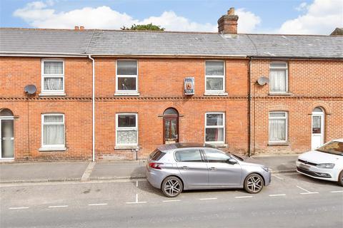 Caesars Road, Newport, Isle of Wight 3 bed terraced house for sale
