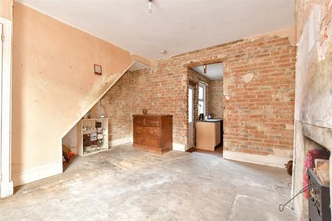 Caesars Road, Newport, Isle of Wight 3 bed terraced house for sale