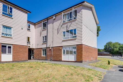 Wyton Close, Bestwood NG5 2 bed flat for sale