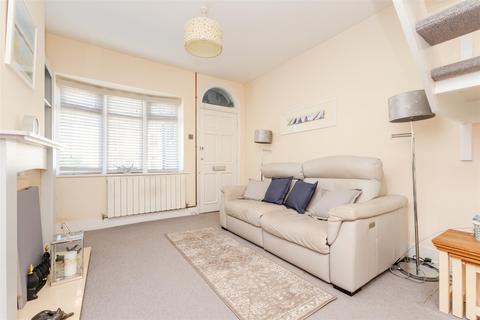 Gillingham Road, Gillingham, Kent 3 bed end of terrace house for sale