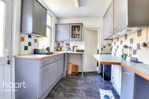Commercial Street, Newport 2 bed semi