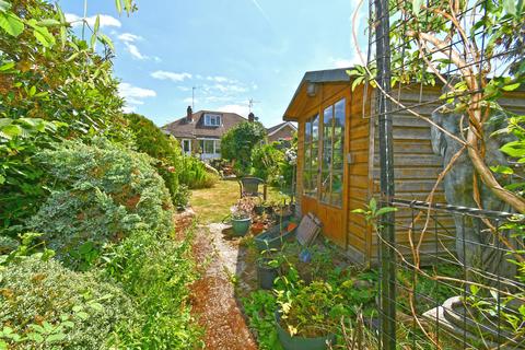 St. Leonards Road, Nazeing EN9 3 bed chalet for sale