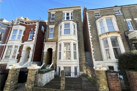 Elphinstone Road, Southsea, Hampshire 2 bed house for sale