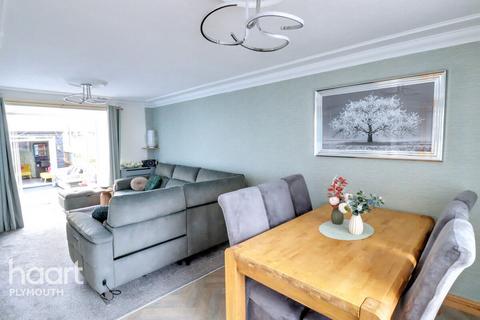 Hendwell Close, Plymouth 4 bed terraced house for sale