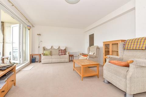 The Gateway, Dover CT16 2 bed apartment for sale