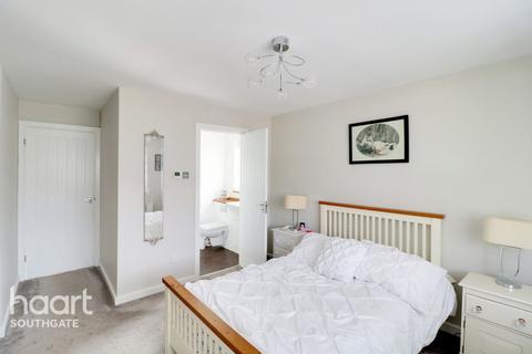 Bearwood Close, Potters Bar 4 bed detached house for sale