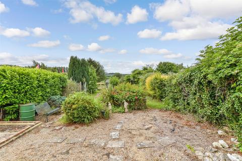 Tonbridge Road, Wateringbury, Kent 2 bed detached bungalow for sale