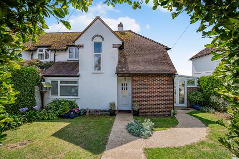 Brambletyne Avenue, Saltdean, BN2 3 bed semi