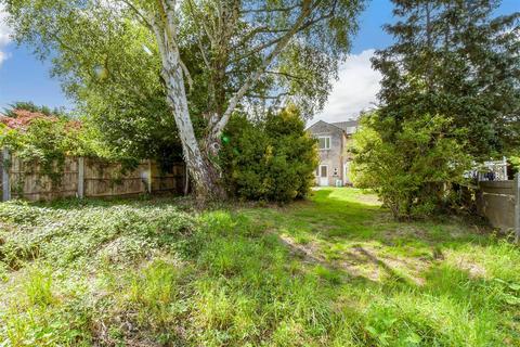 London Road, Waterlooville, Hampshire 3 bed semi