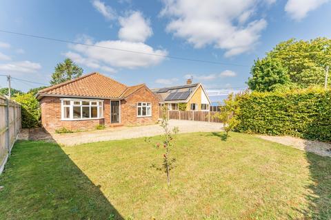 Yaxham Road, Dereham 3 bed detached bungalow for sale
