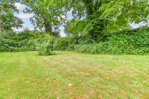 Hadlow Park, Tonbridge TN11 4 bed detached house for sale