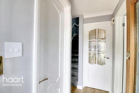 Bronte Close, Gants Hill 4 bed semi
