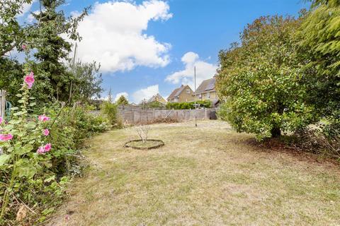 The Street, Faversham, Kent 3 bed semi