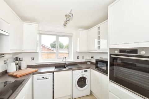Beckets Way, Framfield TN22 2 bed semi