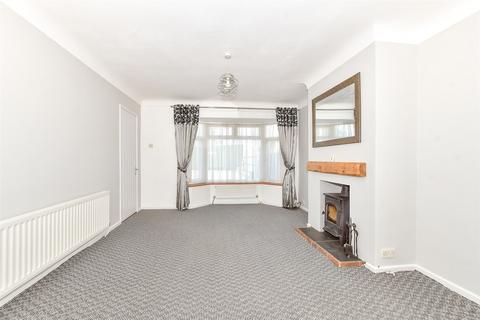 Southleigh Road, Warblington, Havant... 3 bed semi